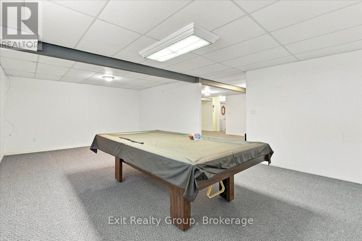 6 Hemlock Crescent, Belleville, ON photo 31