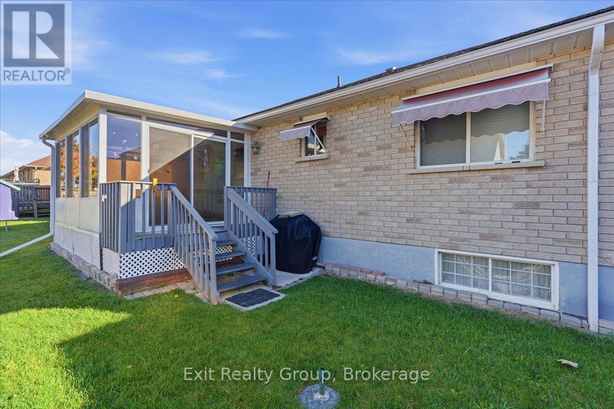 6 Hemlock Crescent, Belleville, ON photo 38