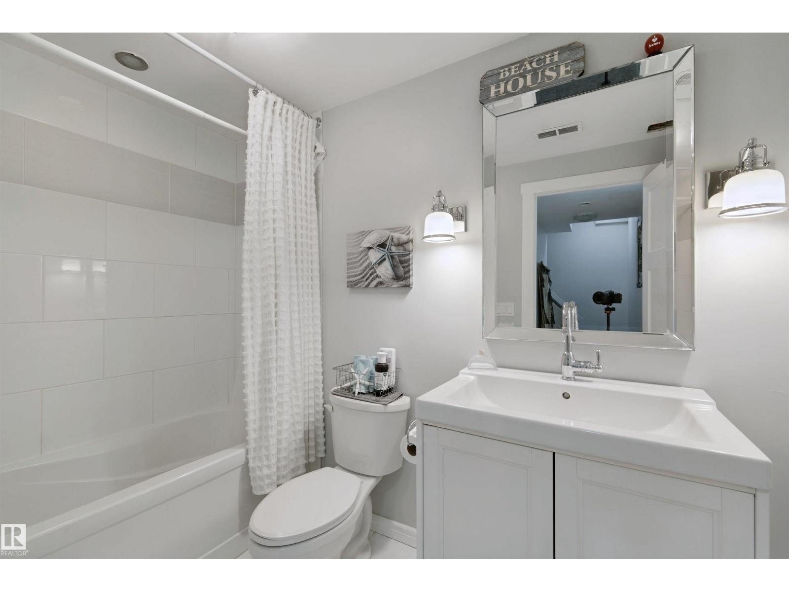 4528 35 AV NW, Edmonton — photo 31