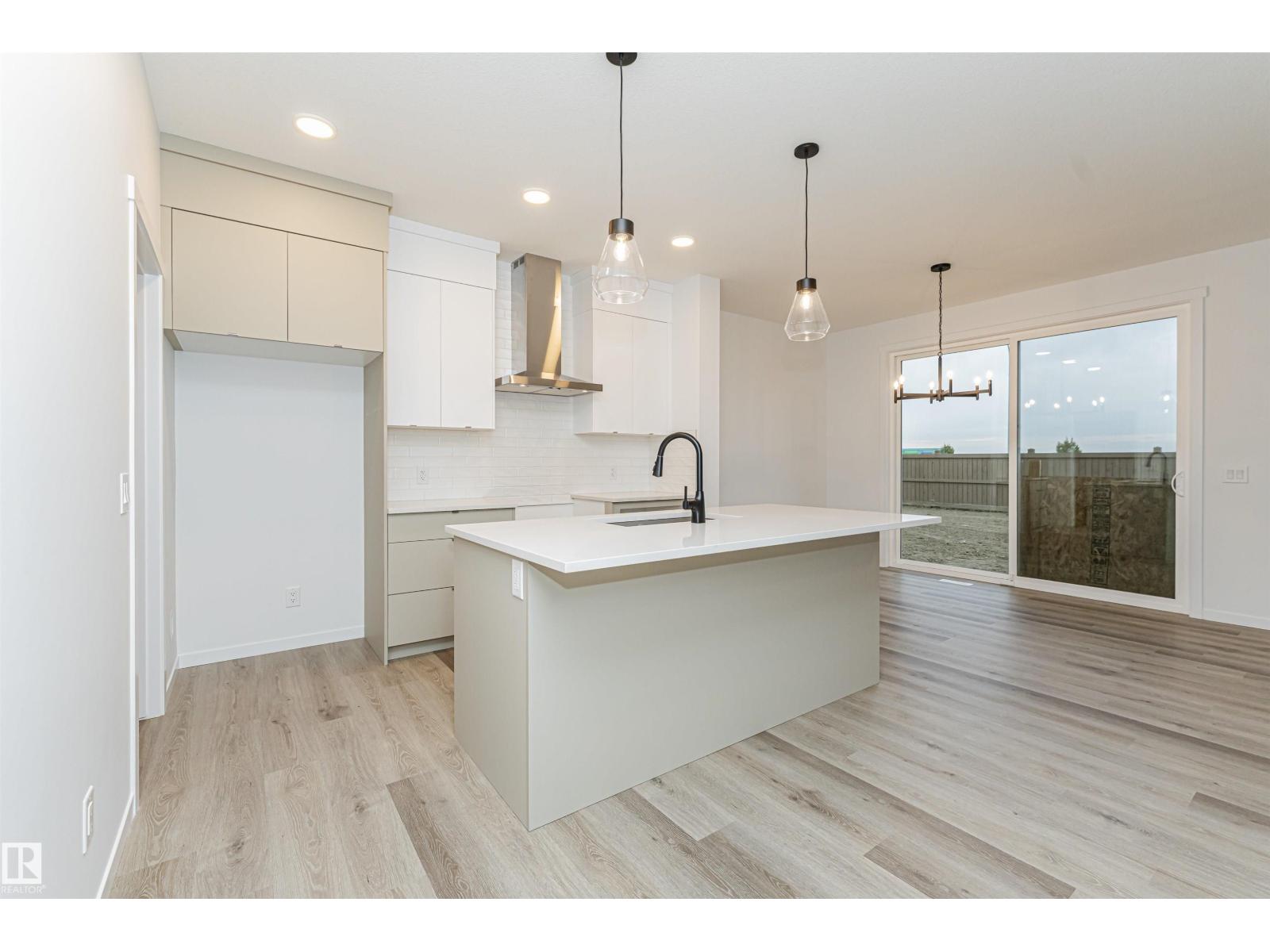 2340 160 ST SW, Edmonton, Alberta, T6W5X2
