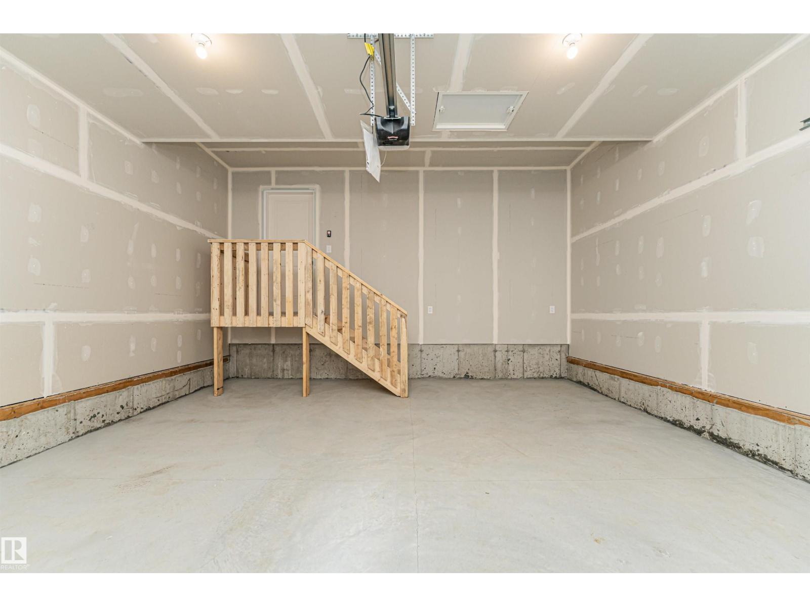 Property photograph 25 for MLS E4514290