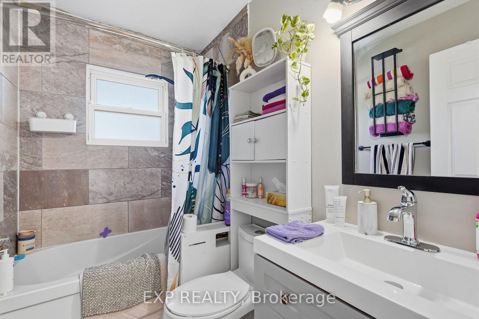 369 DALRYMPLE DRIVE - 13