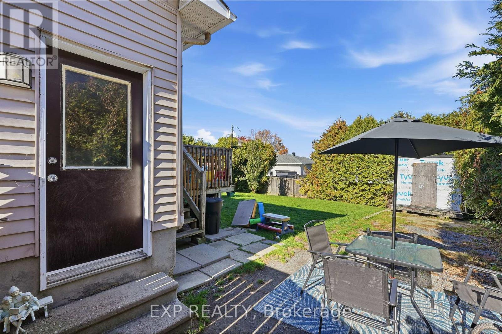 369 DALRYMPLE DRIVE - 17