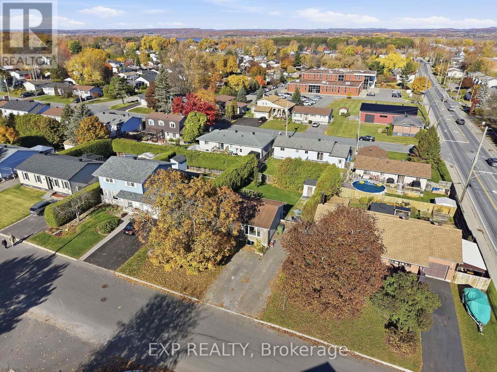 369 DALRYMPLE DRIVE - 33