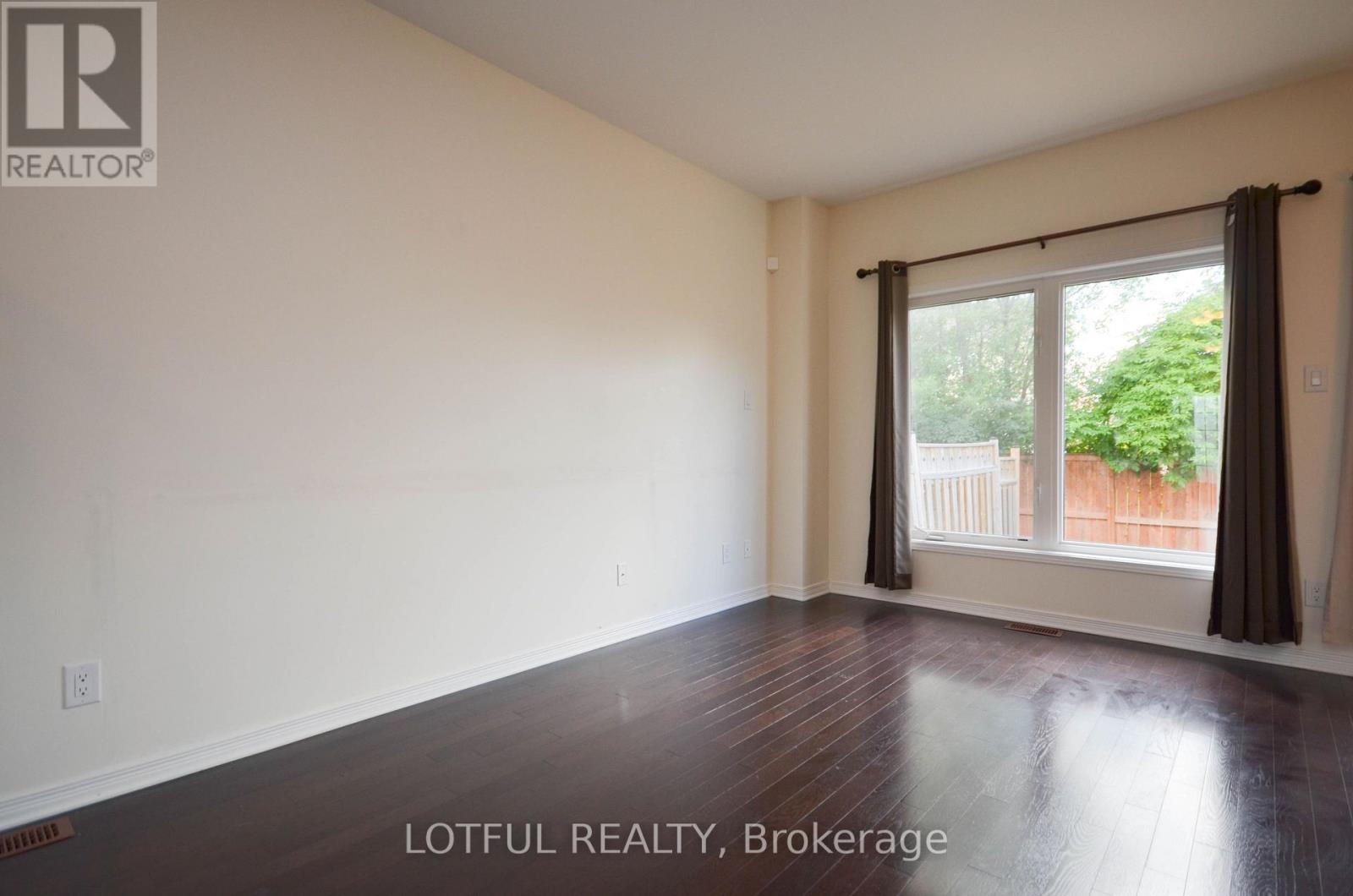 62 DUNDALK PRIVATE, Ottawa — photo 11