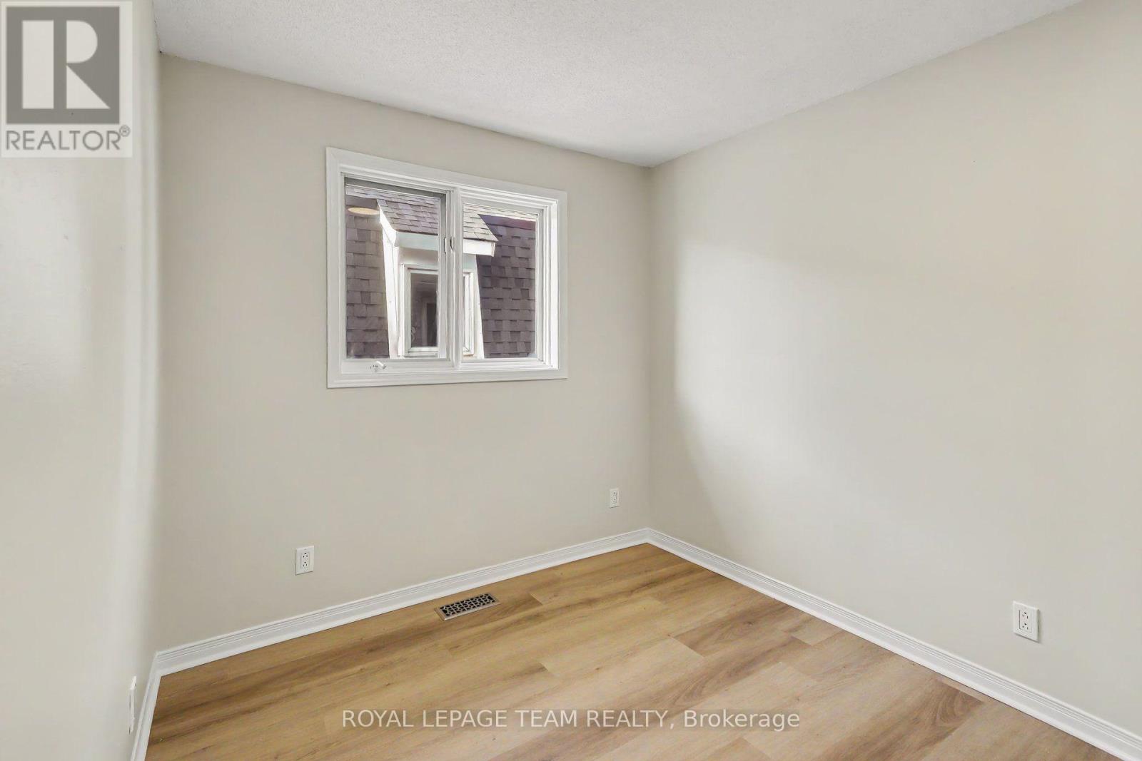 B - 1418 RAVEN AVENUE, Ottawa — photo 8