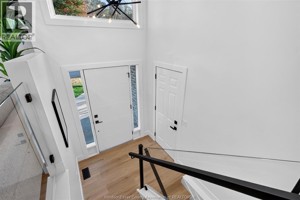 3720 Shinglecreek, Windsor — photo 5