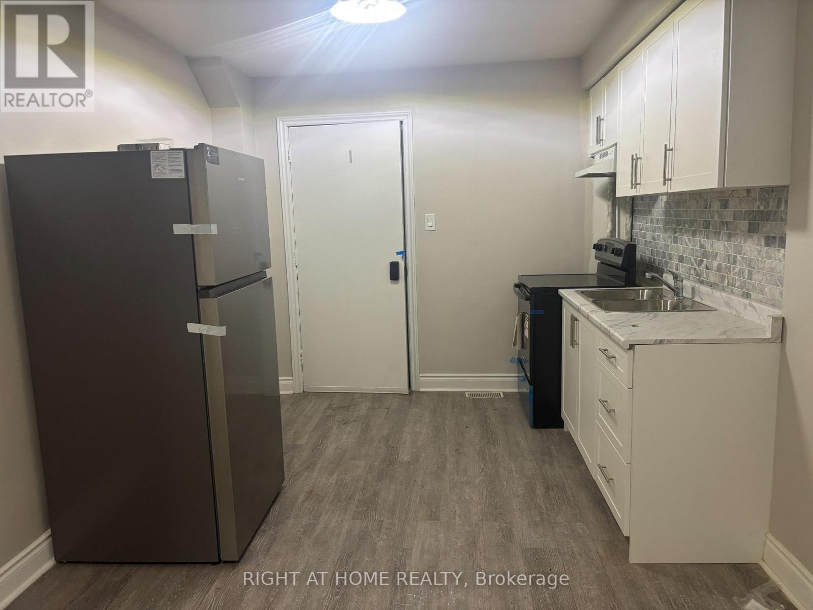 MAIN - 511 OAKWOOD AVENUE, Toronto (Oakwood Village) — photo 2