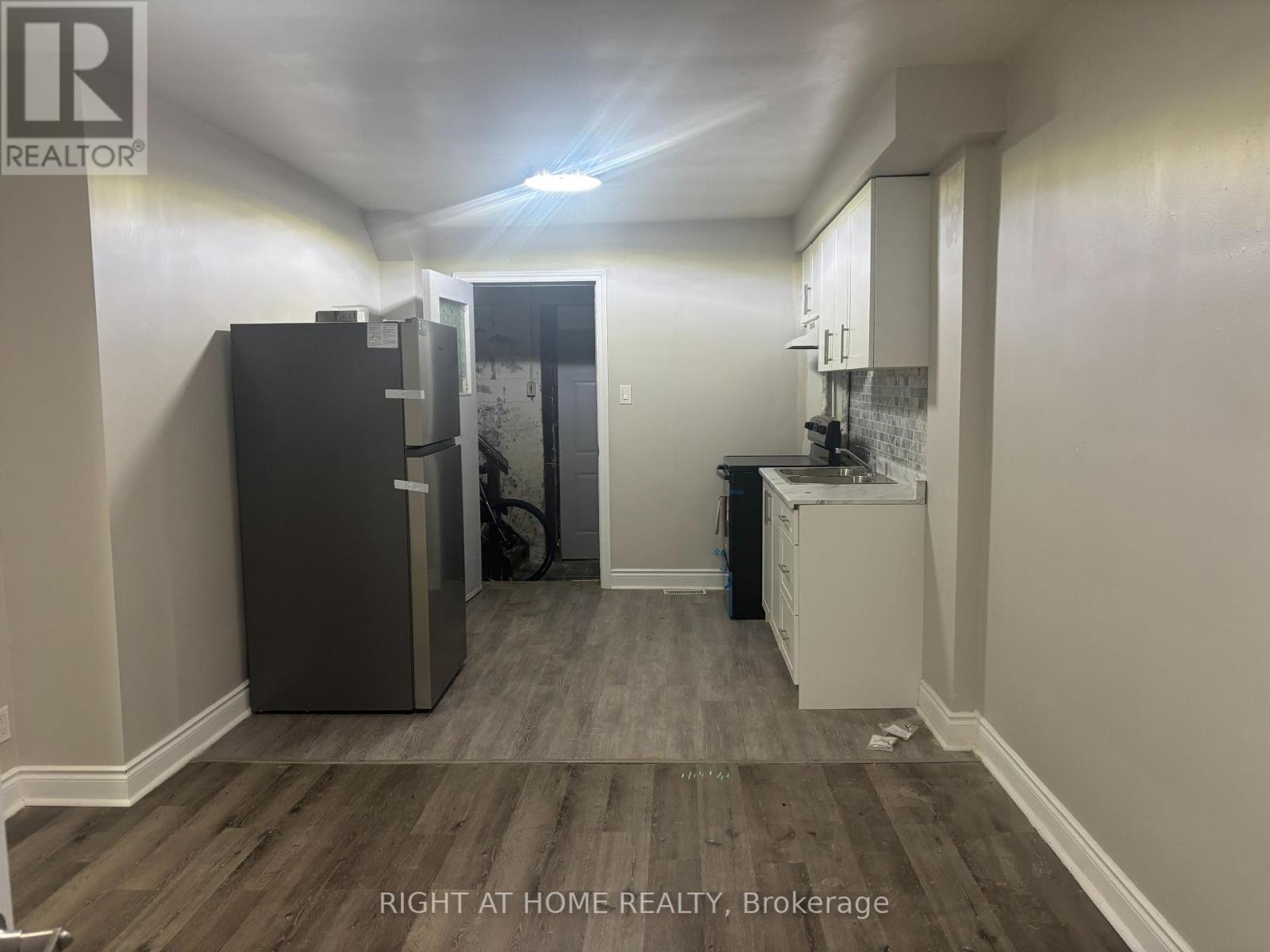 MAIN - 511 OAKWOOD AVENUE, Toronto (Oakwood Village) — photo 3