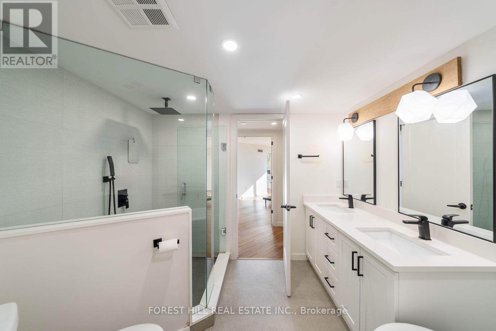 509- 10 Kenneth Avenue, Toronto, ON photo 32
