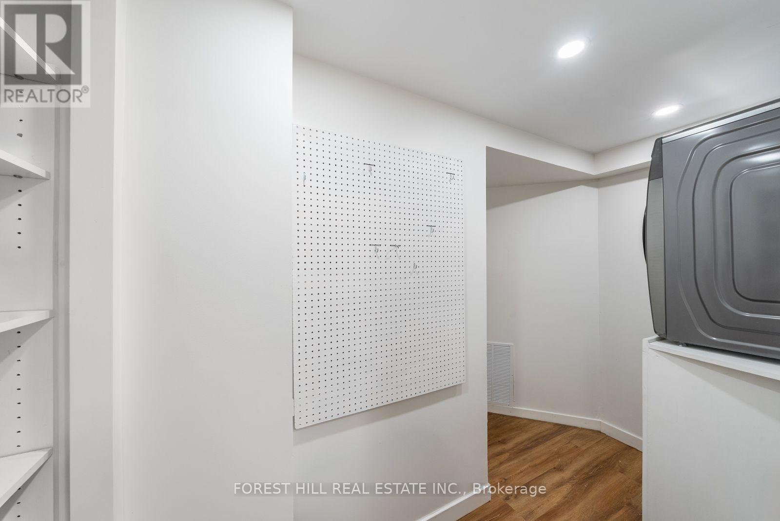 509- 10 Kenneth Avenue, Toronto, ON photo 34