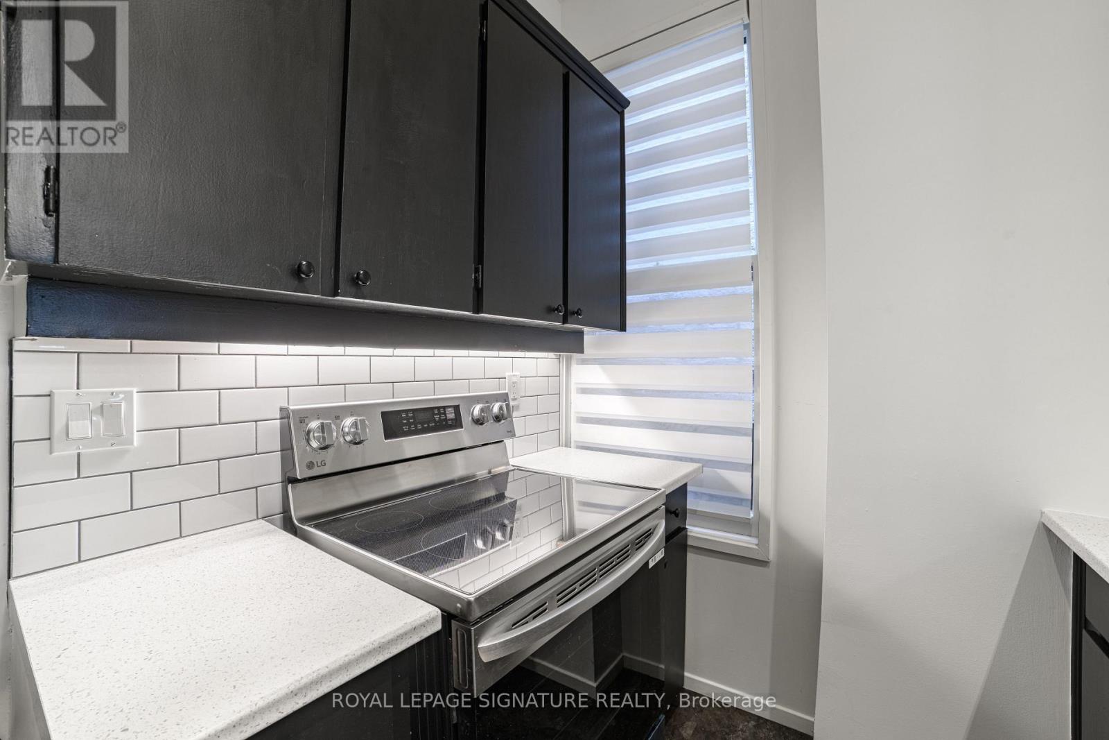MAIN - 103 GLOUCESTER STREET, Toronto (Church-Yonge Corridor) — photo 9