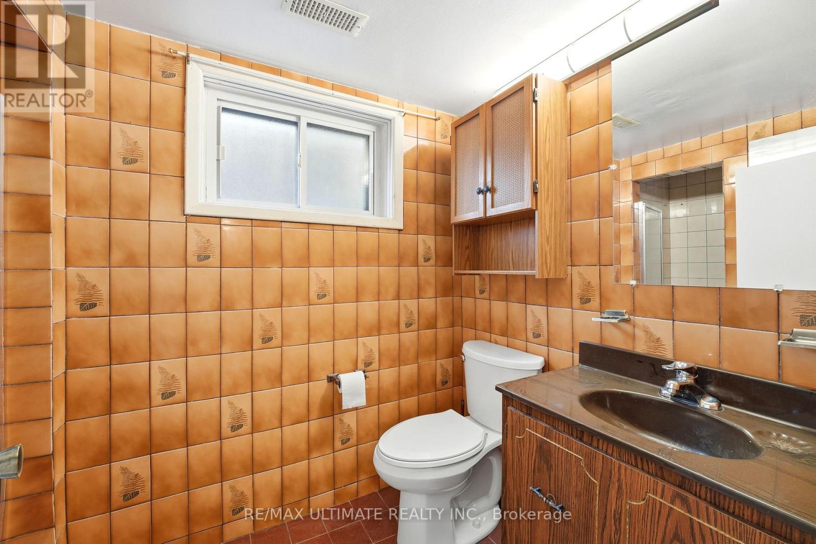 21 Tulip Drive, Toronto, ON photo 28