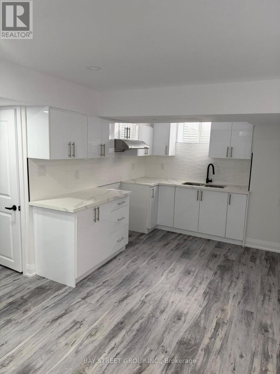 2918 Scotch Pine Lane, Pickering, ON photo 14
