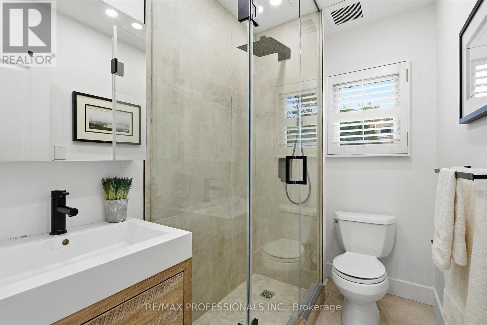 81 Alton Avenue, Toronto, ON photo 24