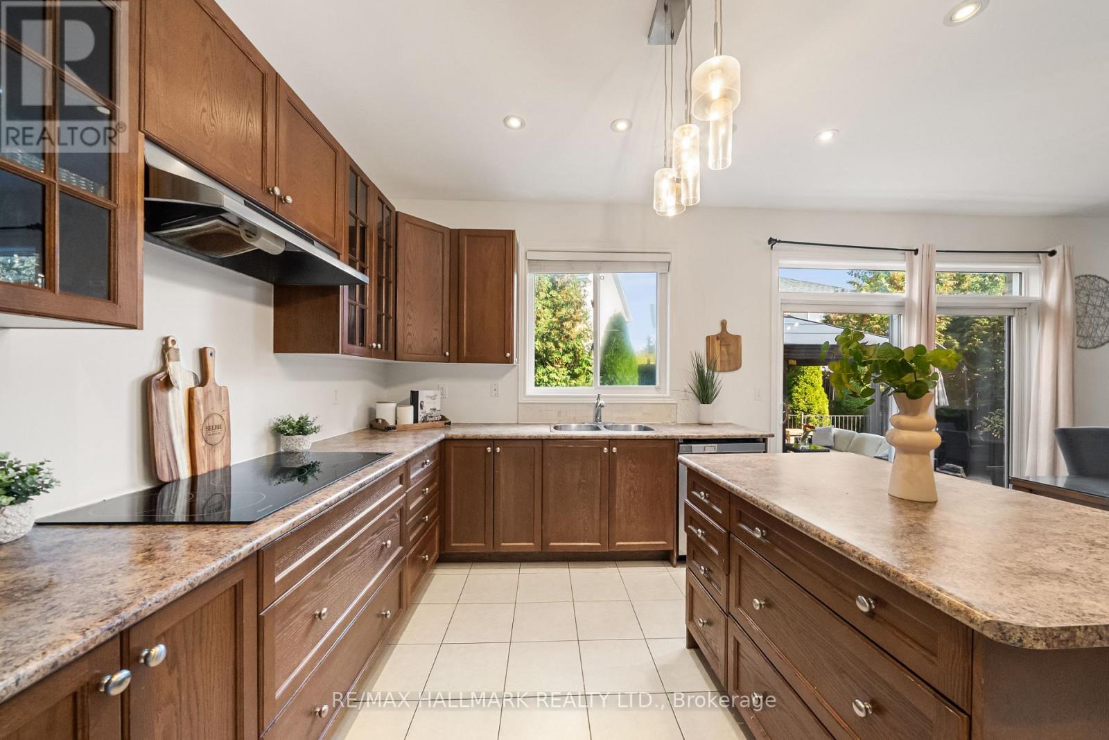 583 Fleetwood Drive, Oshawa, ON photo 21