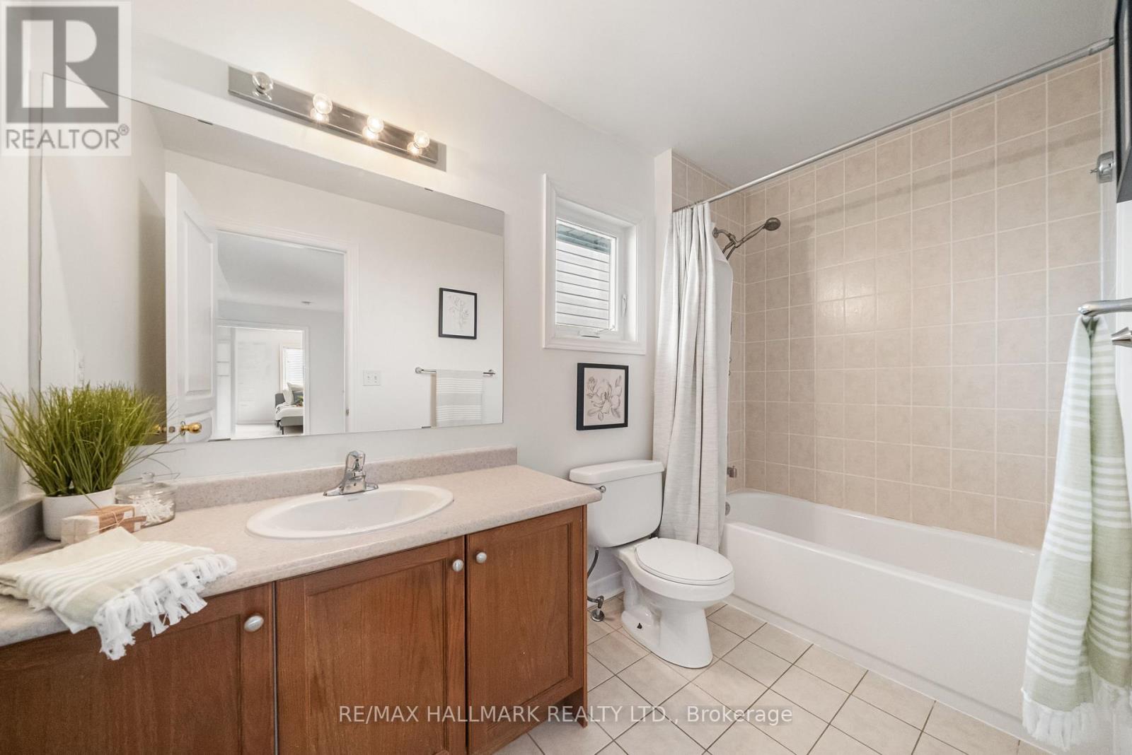 583 Fleetwood Drive, Oshawa, ON photo 26