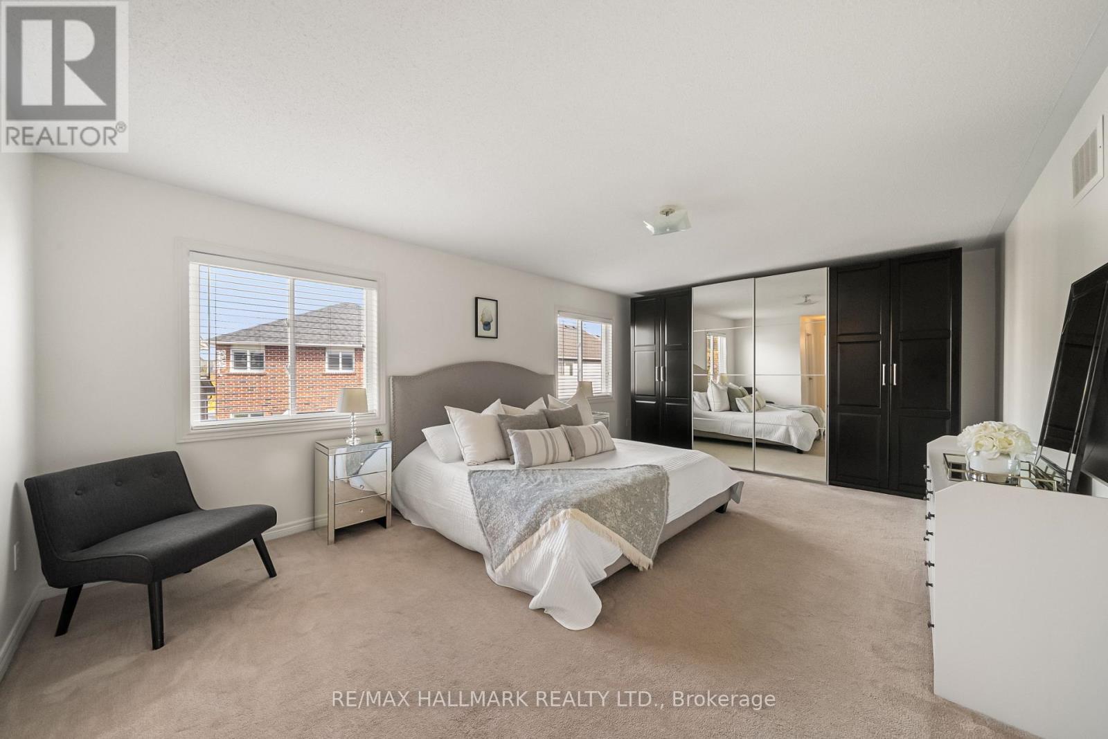 583 Fleetwood Drive, Oshawa, ON photo 34