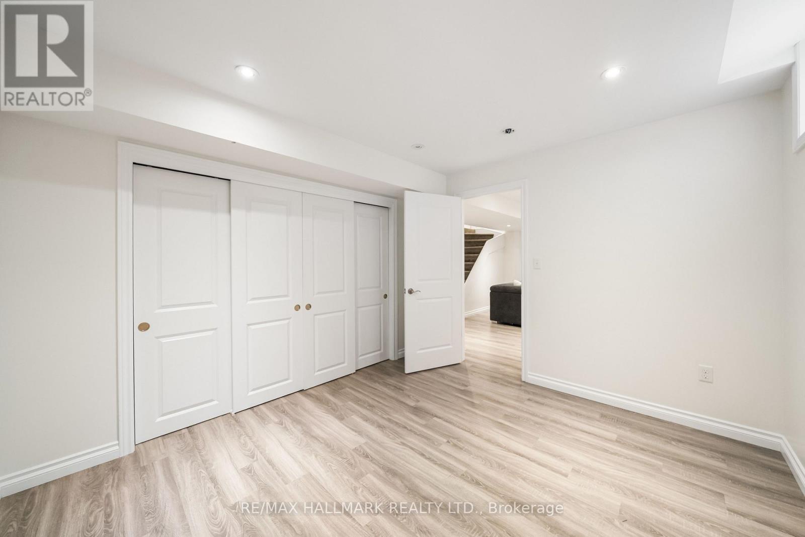 583 Fleetwood Drive, Oshawa, ON photo 42