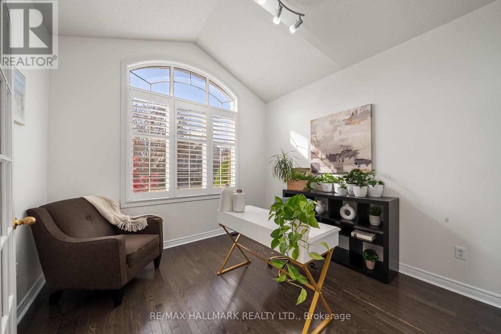 583 Fleetwood Drive, Oshawa, ON photo 7