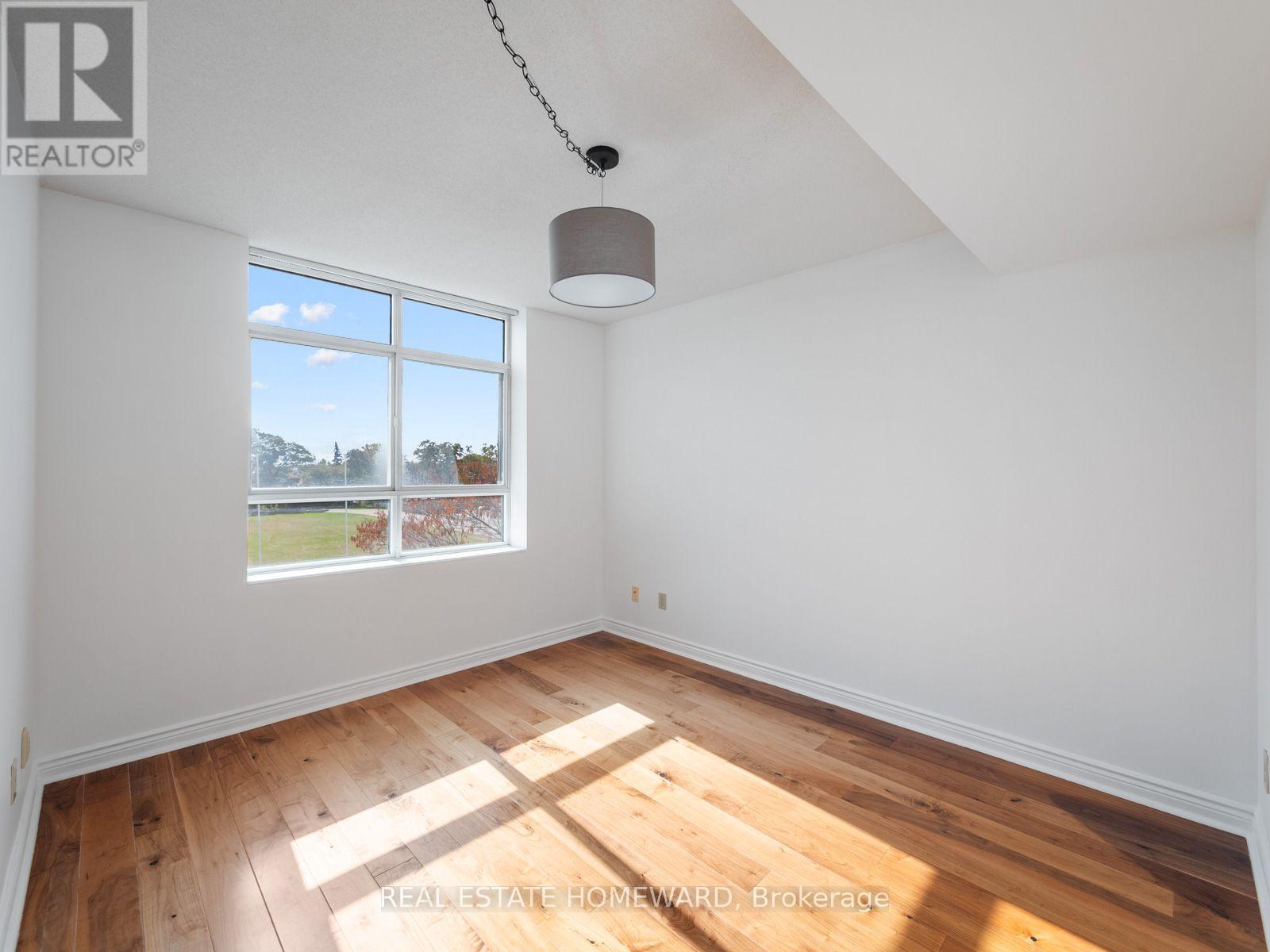 410- 1093 Kingston Road, Toronto, ON photo 15