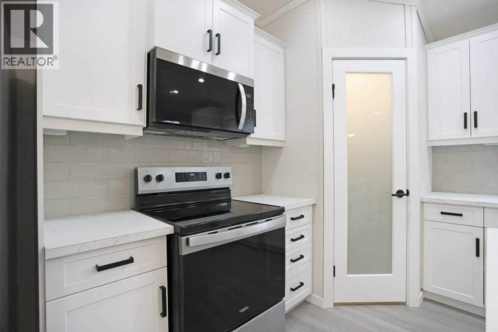 437 Margaret Avenue, Duchess — photo 14