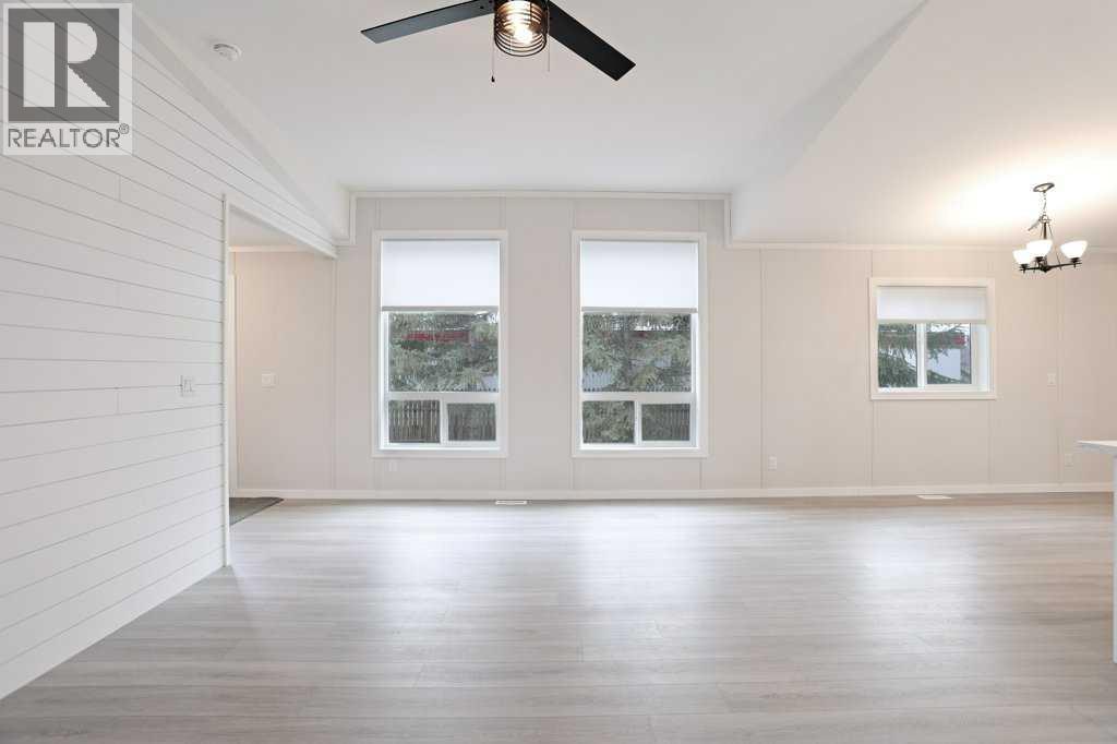 437 Margaret Avenue, Duchess — photo 8