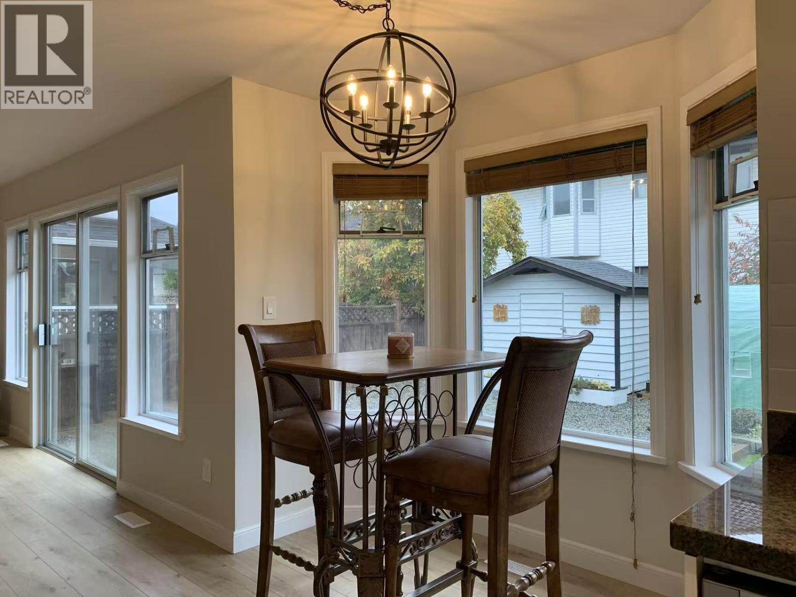 1830 Walnut Crescent, Coquitlam — photo 3