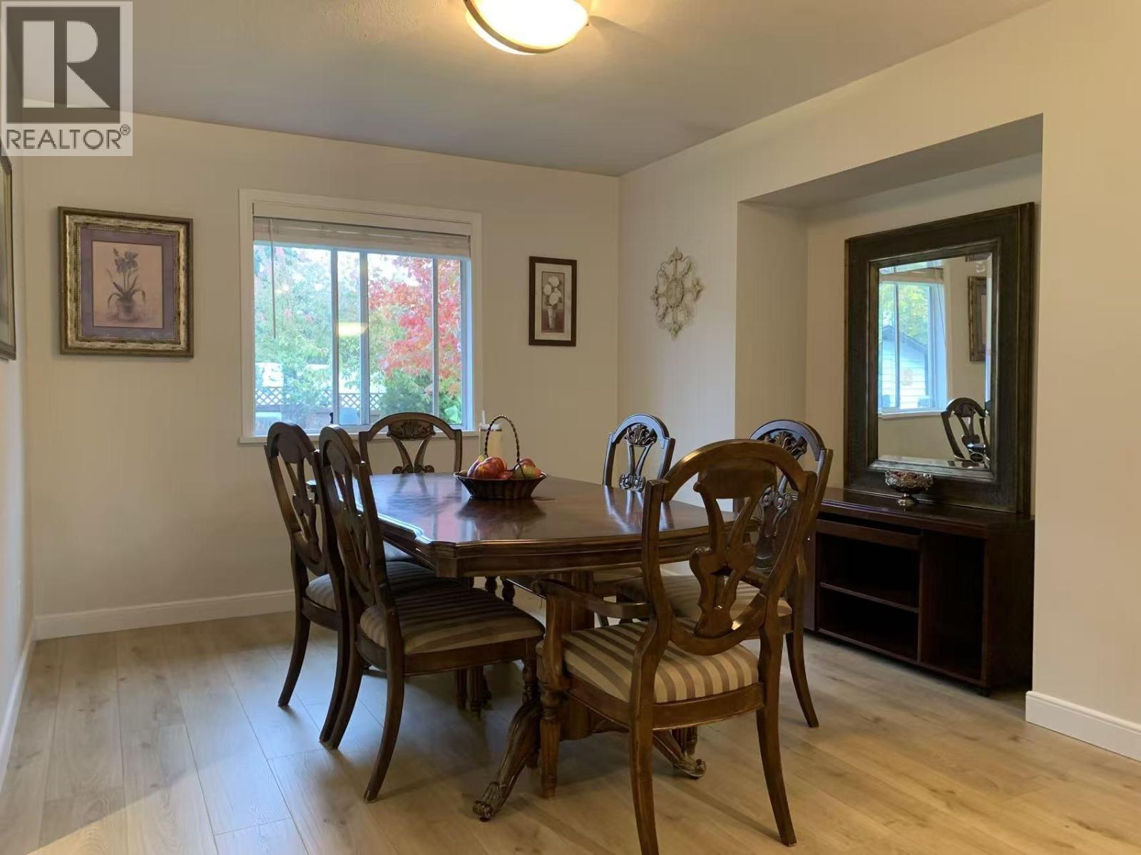 1830 Walnut Crescent, Coquitlam — photo 4