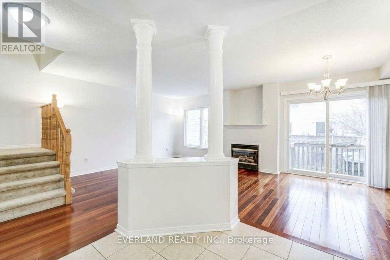 31 MARSHVIEW AVENUE, Aurora — photo 6
