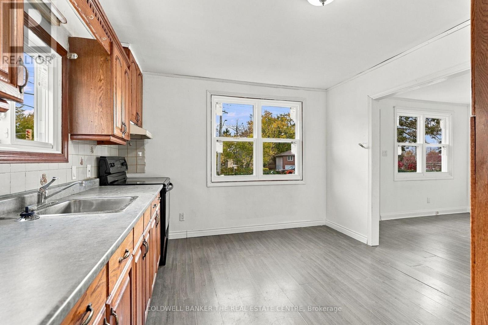202 Ferndale Drive North, Barrie, ON photo 14