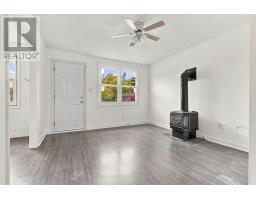 202 Ferndale Drive N, Barrie, ON L4N9W1 Photo 7