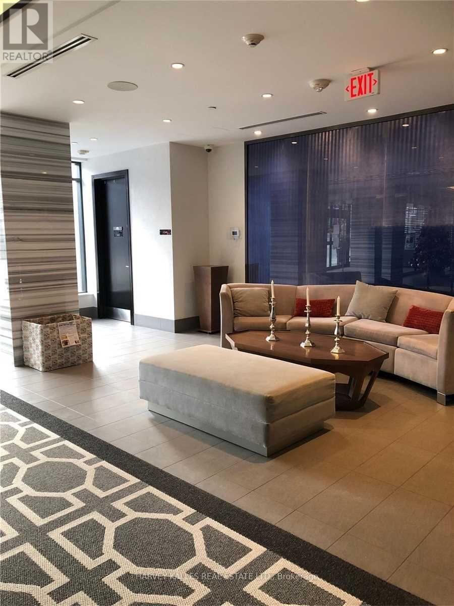 411 - 2 OLD MILL DRIVE, Toronto (High Park-Swansea)