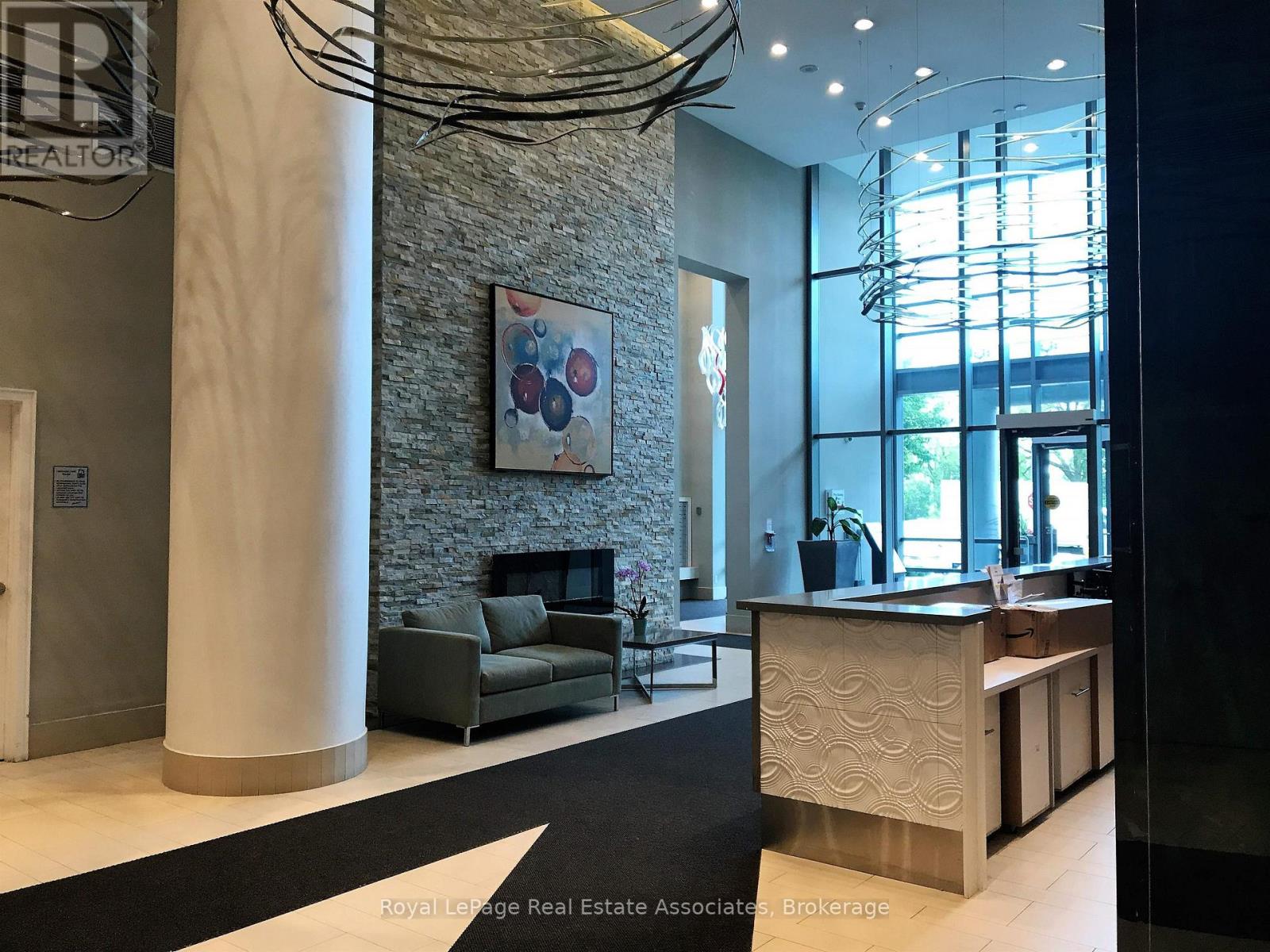 2408 - 2230 LAKE SHORE BOULEVARD W, Toronto (Mimico) — photo 12