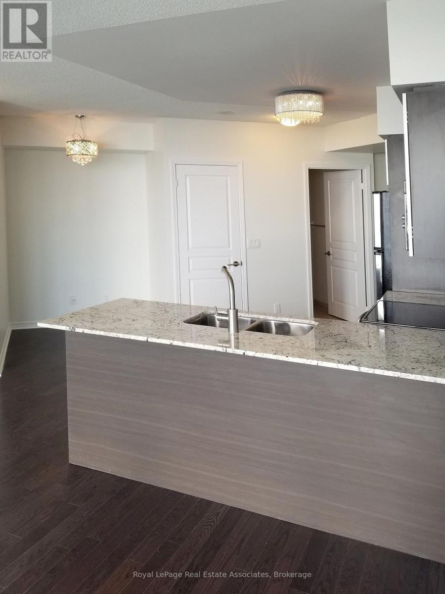 2408 - 2230 LAKE SHORE BOULEVARD W, Toronto (Mimico) — photo 4