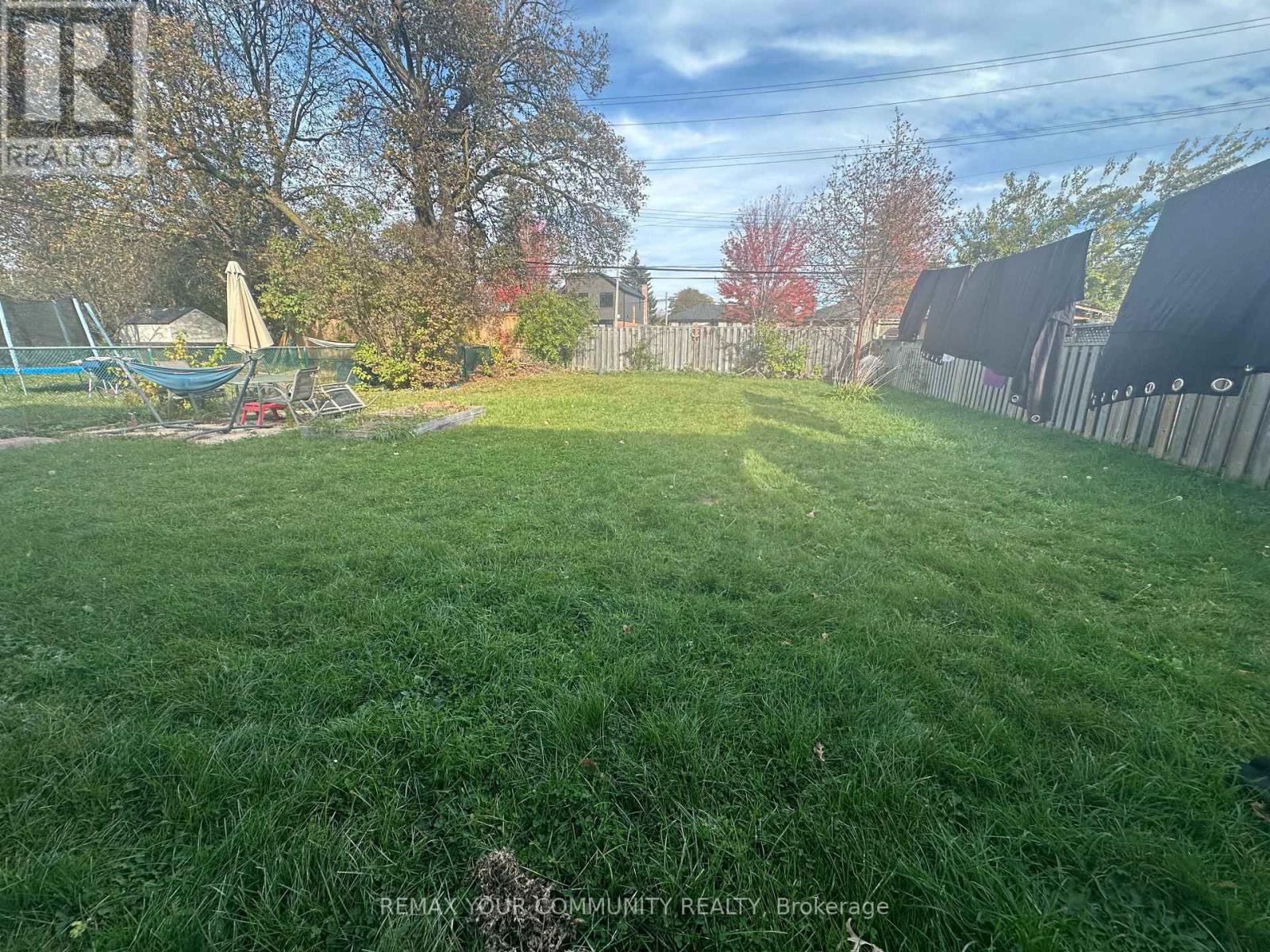 33 AIKENHEAD ROAD, Toronto (Kingsview Village-The Westway) — photo 3