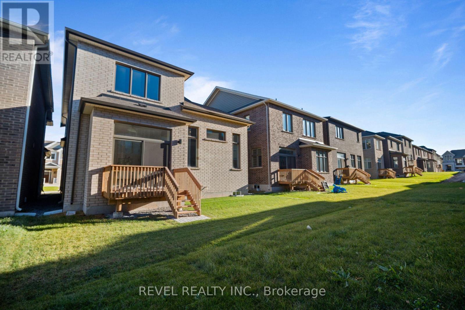 1251 Black Bear Trail, Oakville, ON photo 41