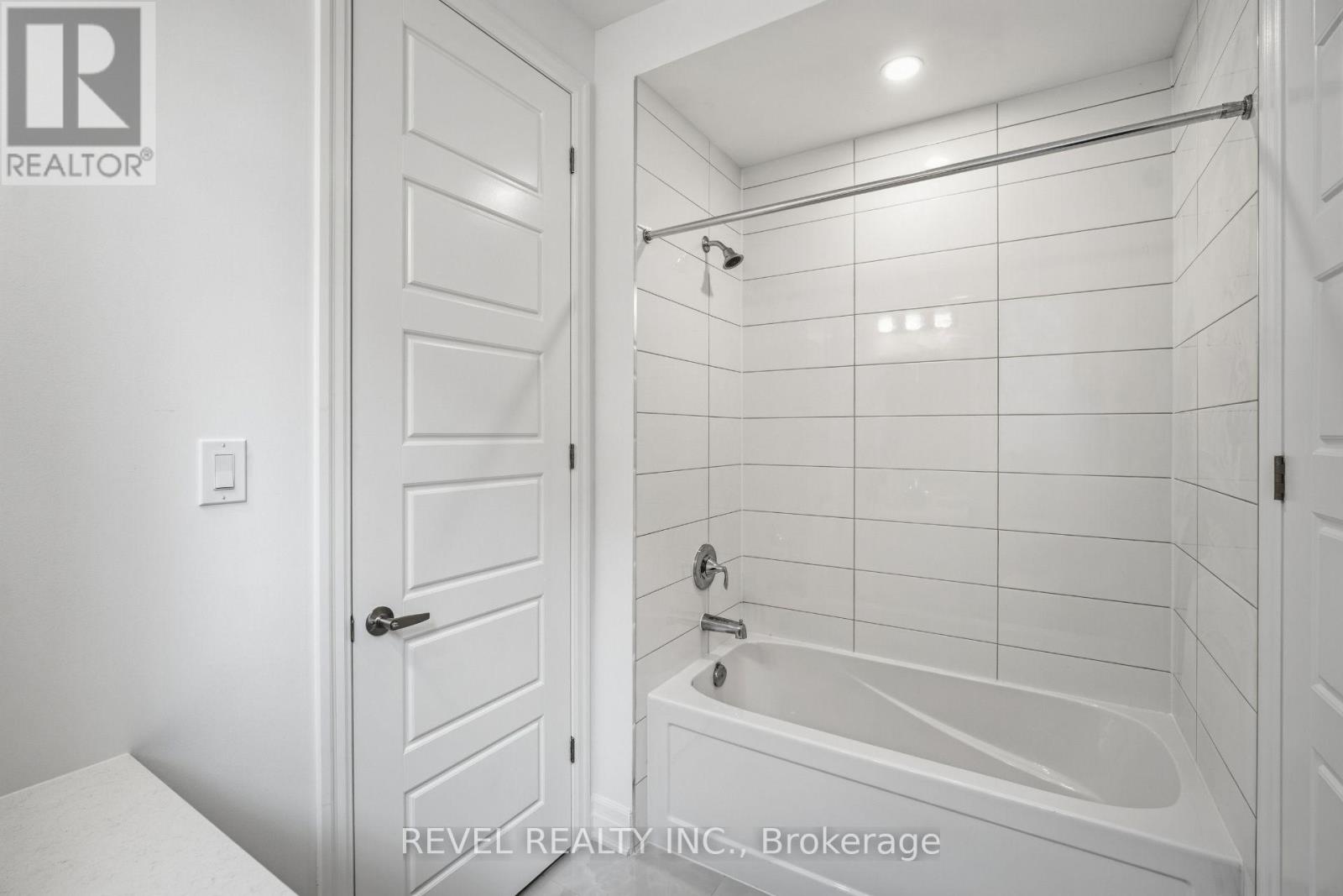 1153 Maverick Way, Oakville, ON photo 45