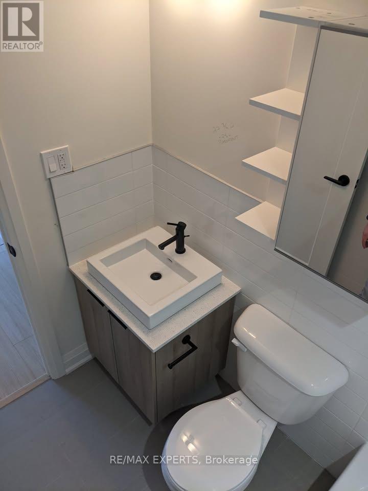 BSMT - 41 GORT AVENUE, Toronto (Alderwood) — photo 5