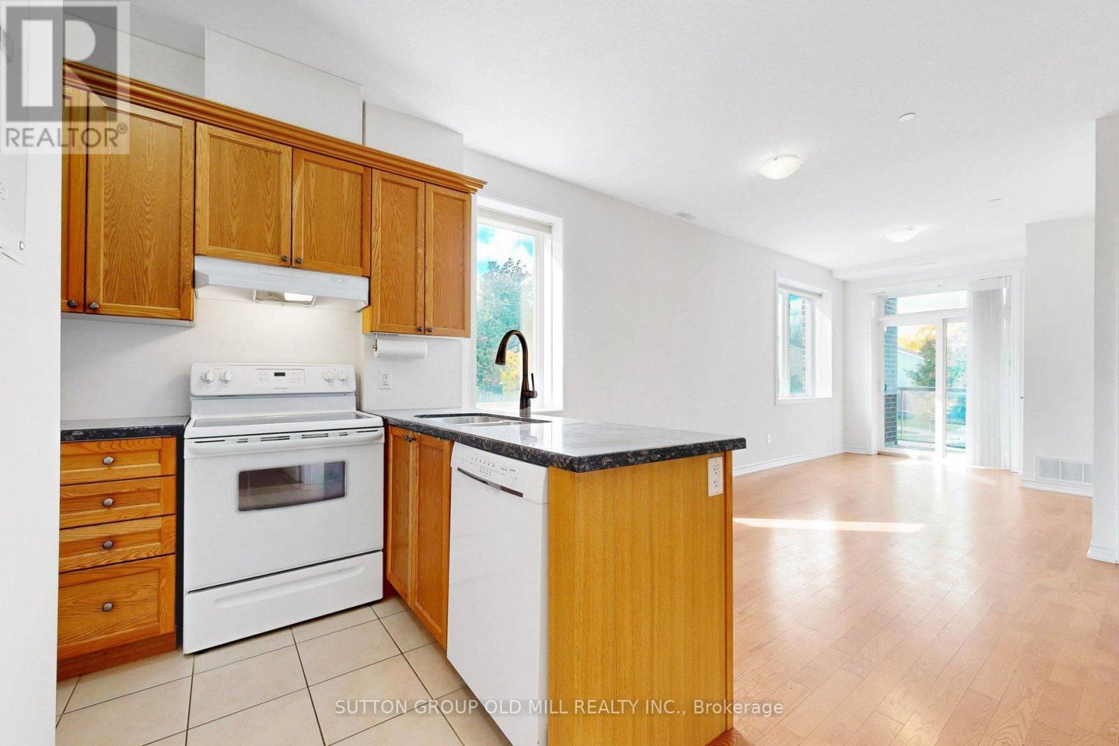 102 - 95 WILSON ST STREET W, Hamilton (Ancaster) — photo 9