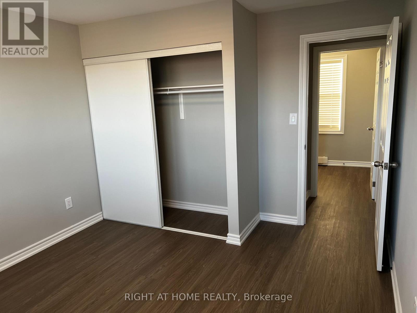 UNIT 6 - 4 GROSVENOR AVENUE S, Hamilton (Delta) — photo 3