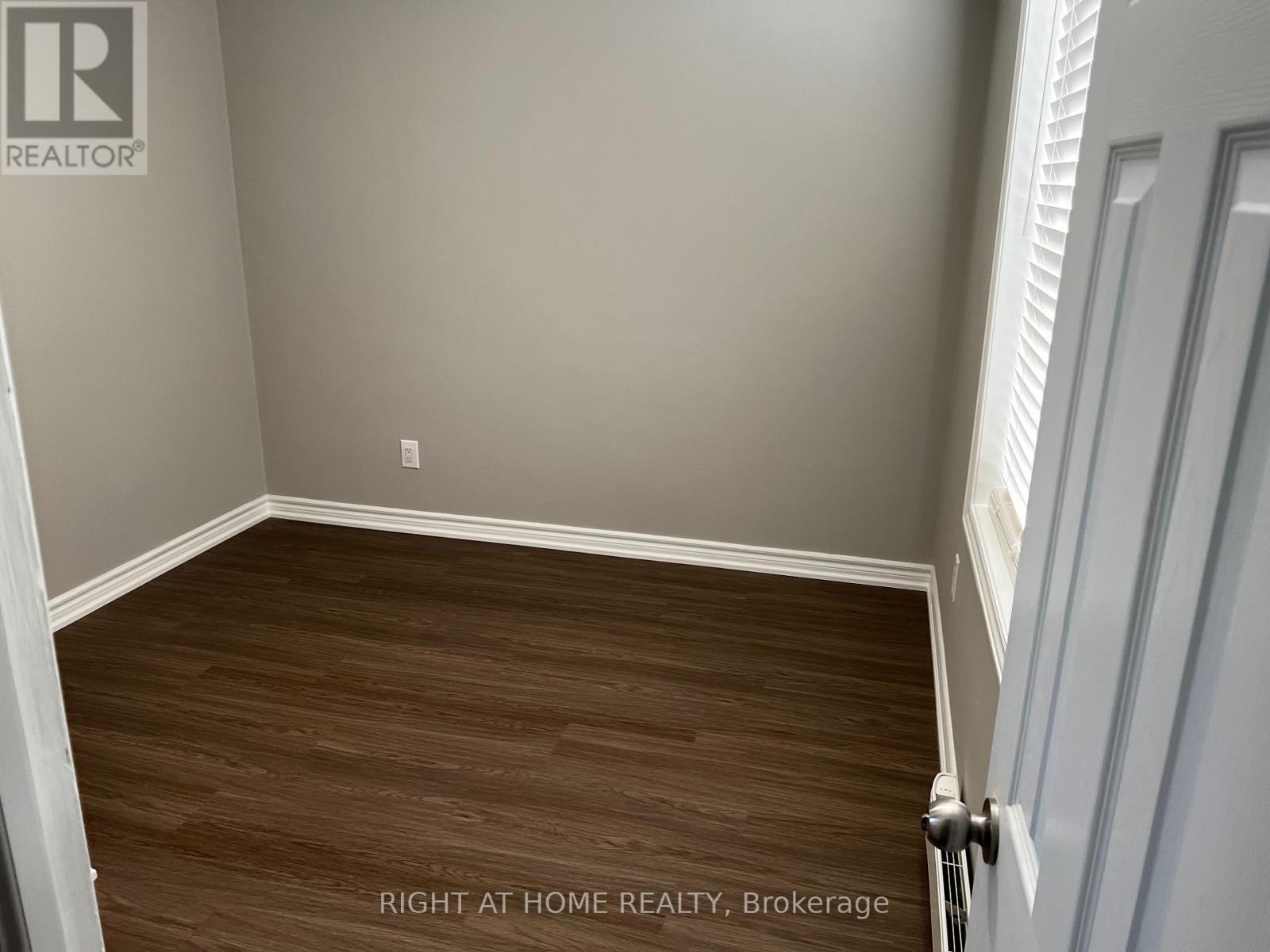 UNIT 6 - 4 GROSVENOR AVENUE S, Hamilton (Delta) — photo 7
