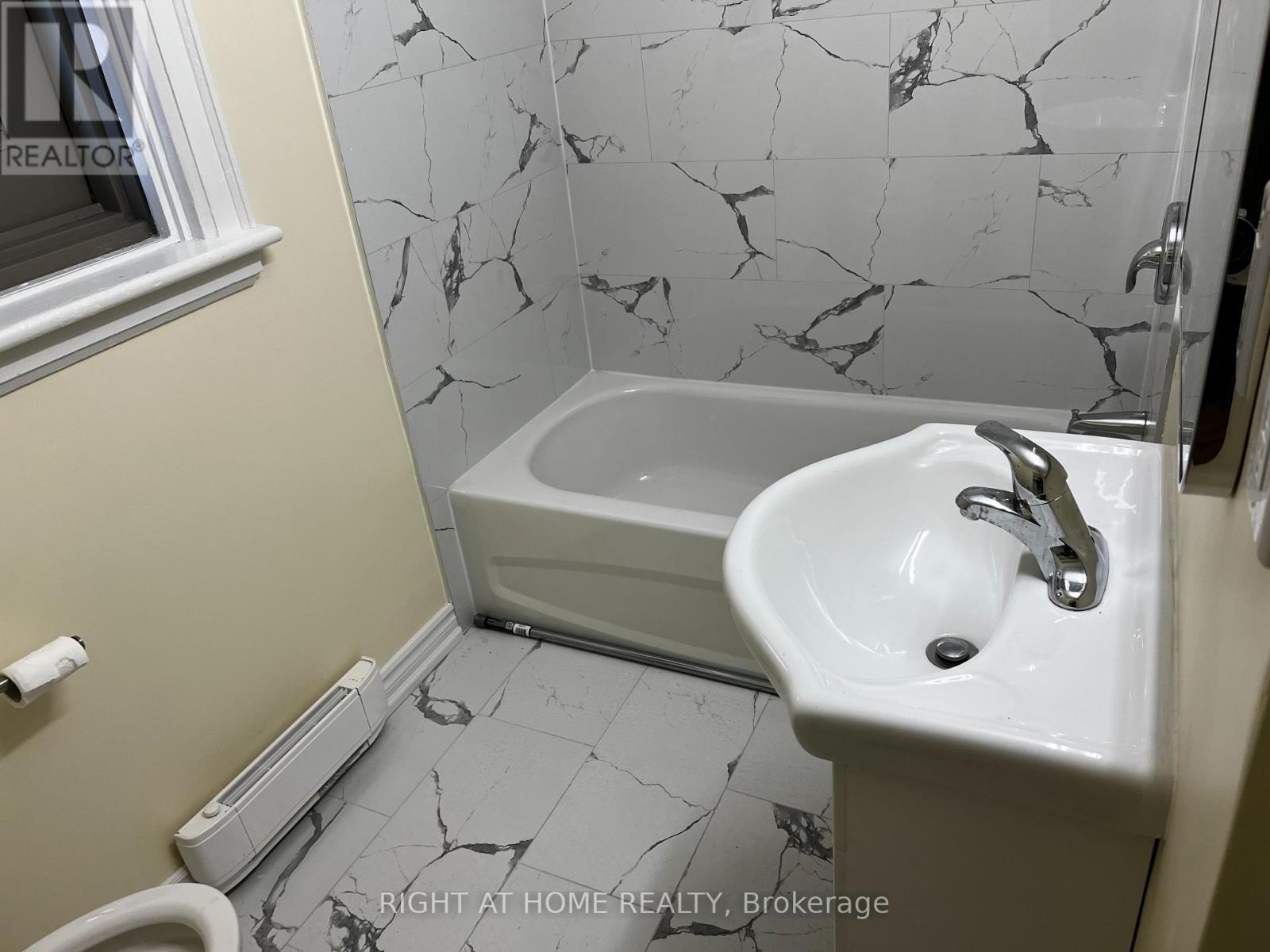 UNIT 6 - 4 GROSVENOR AVENUE S, Hamilton (Delta) — photo 8
