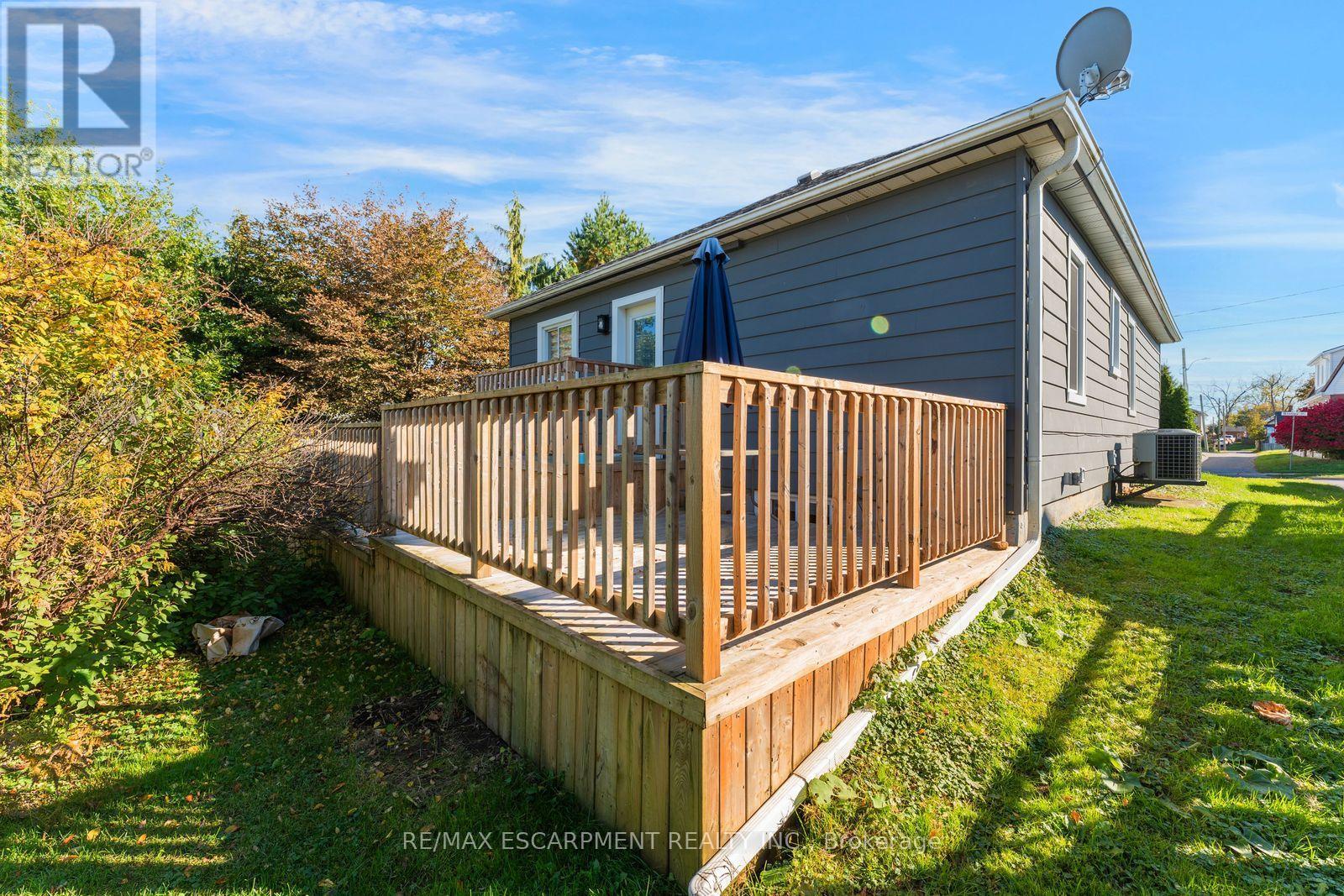 205 Stanley Street, Norfolk, ON photo 43