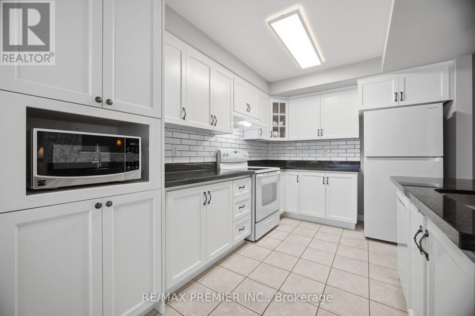 28- 311 Highway 8, Hamilton, ON photo 18