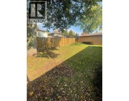 190 Cedarvale Crescent Unit# Lower, Waterloo, ON N2L4T2 Photo 7