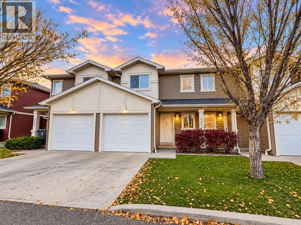 Photo of 7, 205 Silkstone Road W, Lethbridge
