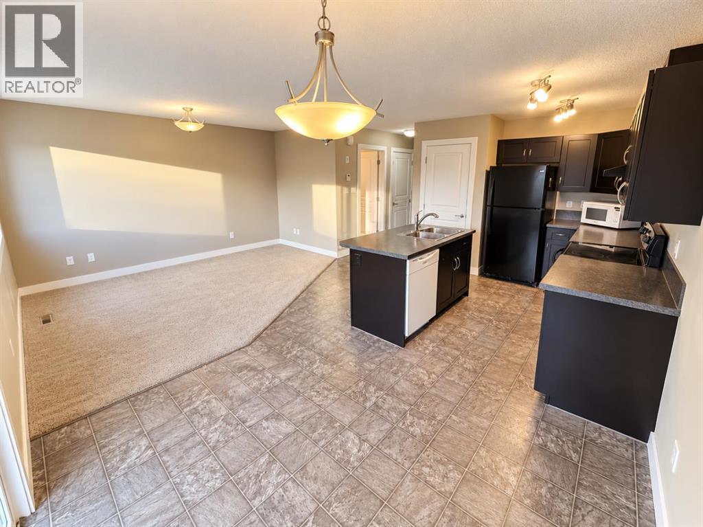 7, 205 Silkstone Road W, Lethbridge — photo 4