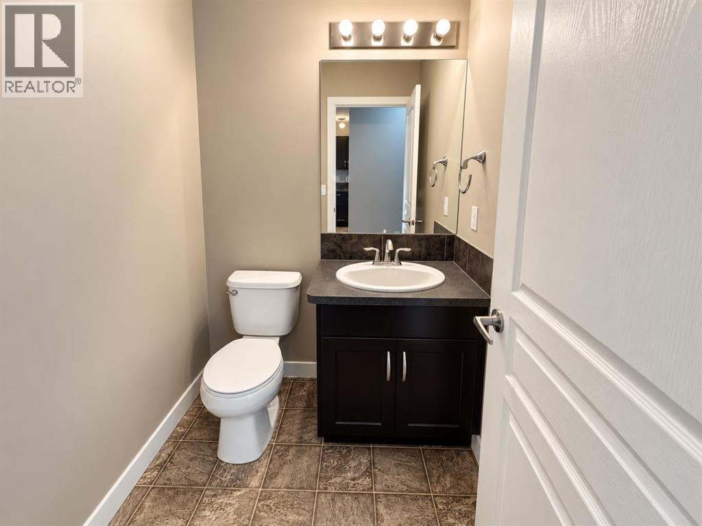 7, 205 Silkstone Road W, Lethbridge — photo 7