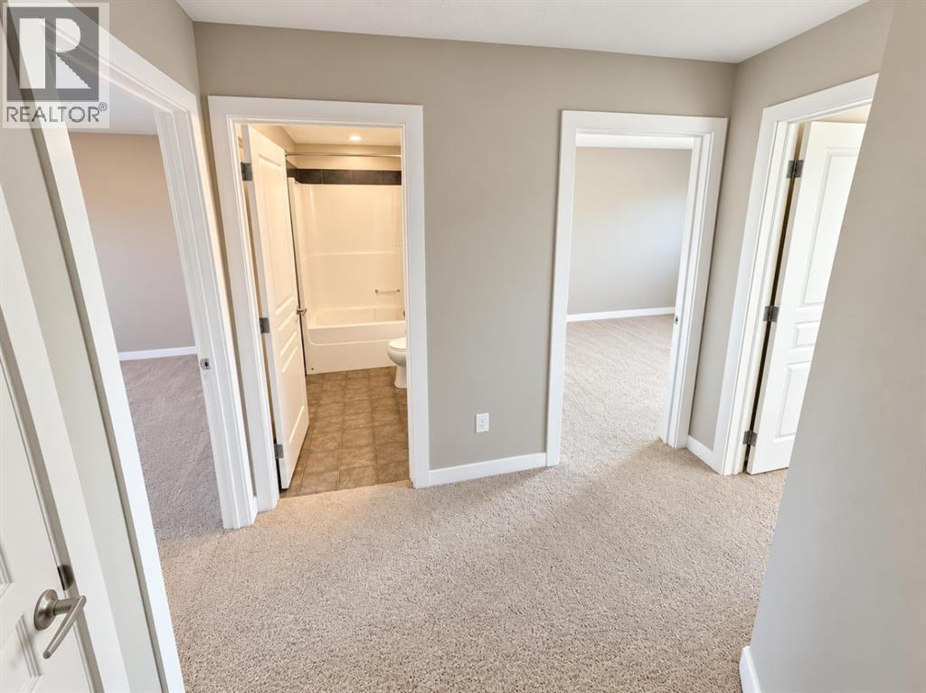 7, 205 Silkstone Road W, Lethbridge — photo 8